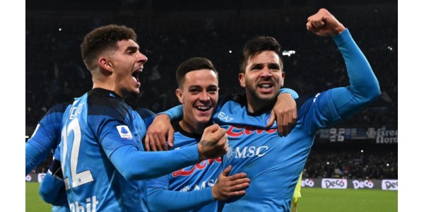 Napoli cerca de hacerse con el título de la Serie A